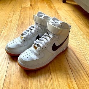 Nike Women’s Air Force 1 High Top